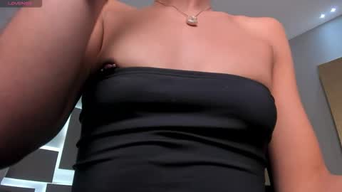  Bella C  online show from 10-24-25, 12:23