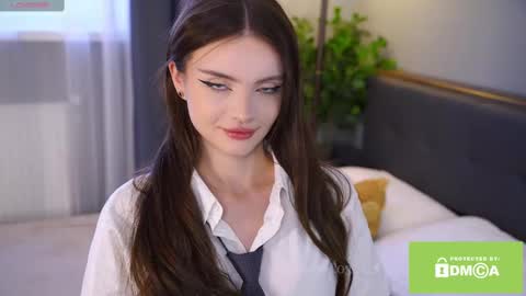 Snapshot of bellacle chatting on 03-06-25, 07:25 Bella I took a vacation and Ill be back on December 18th So dont lose me To keep in touch I have a TG - you can find below online show from 03-06-25, 07:25