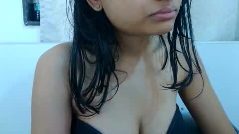 bellacrystall online show from 03-10-26, 05:45