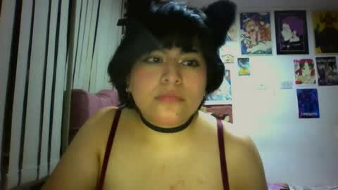 Snapshot of belladona_moon chatting on 03-17-26, 12:15 Bella online show from 03-17-26, 12:15