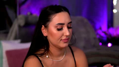 Snapshot of belladoyle chatting on 12-07-24, 03:30 belladoyle online show from 12-07-24, 03:30