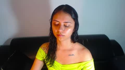Snapshot of bellaluxxs chatting on 06-01-26, 11:06 MY NAME IS BELL online show from 06-01-26, 11:06