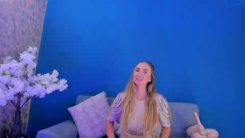 Bella Marie online show from 04-11-26, 08:35