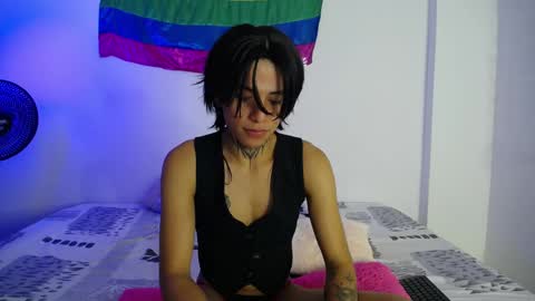 bellamy0955 online show from 04-17-26, 02:36