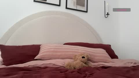 Isabella Ryder online show from 03-06-26, 09:55