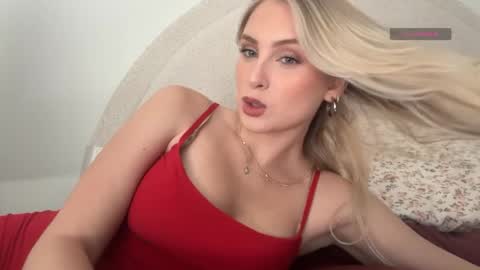 Snapshot of bellaryderr chatting on 05-07-26, 09:20 Isabella Ryder online show from 05-07-26, 09:20