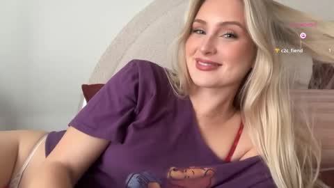 Snapshot of bellaryderr chatting on 06-05-26, 08:47 Isabella Ryder online show from 06-05-26, 08:47