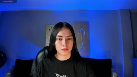 B E L L A  online show from 06-06-26, 10:31