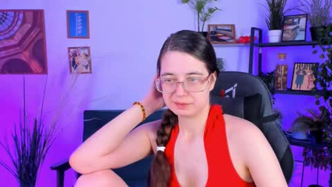 Snapshot of bellatrixllestrange chatting on 12-20-24, 05:29 Bella. Ntmu online show from 12-20-24, 05:29