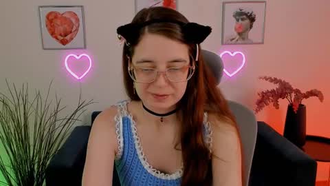 Snapshot of bellatrixllestrange chatting on 02-04-25, 05:01 Bella. Ntmu online show from 02-04-25, 05:01