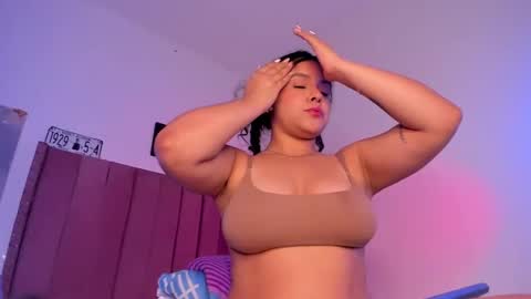 Snapshot of bellaxtar chatting on 12-10-24, 07:11 Bella online show from 12-10-24, 07:11