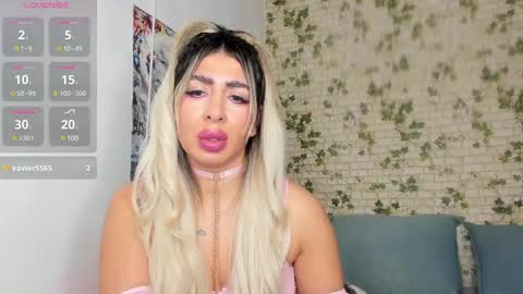 Snapshot of belle_hallle chatting on 01-13-25, 07:31 LucyJelly online show from 01-13-25, 07:31