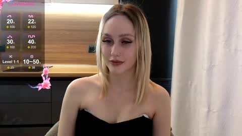 Snapshot of belle_vill chatting on 05-08-26, 11:48 Belle online show from 05-08-26, 11:48