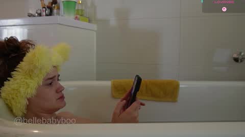 BELLE   online show from 03-12-26, 02:39