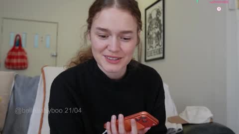 Snapshot of bellebabyboo chatting on 04-22-26, 01:30 BELLE online show from 04-22-26, 01:30