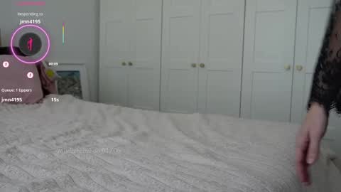 Snapshot of bellebabyboo chatting on 06-02-26, 04:03 BELLE online show from 06-02-26, 04:03