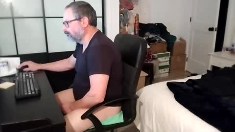 bellequeue19758 online show from 11-28-25, 10:51