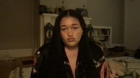 Belle Bradshaw online show from 05-13-26, 03:15