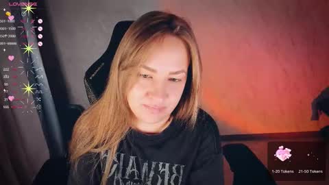 Your Annabelle Wolf  online show from 10-15-25, 03:23