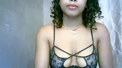 Snapshot of bellibellah chatting on 02-16-26, 05:58 BelliBellah online show from 02-16-26, 05:58