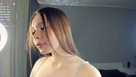 Bella online show from 11-07-25, 06:08