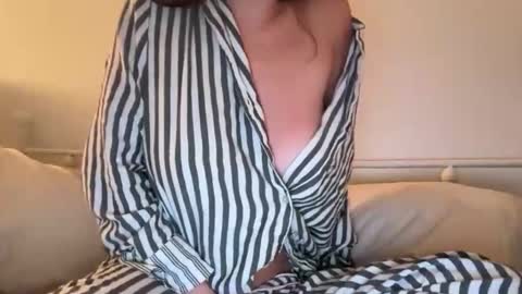 bellybabydoll online show from 01-19-26, 07:01