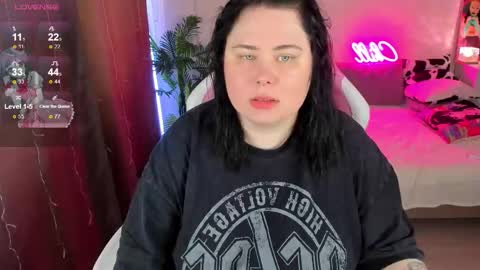 LinaBoo online show from 11-07-25, 01:00