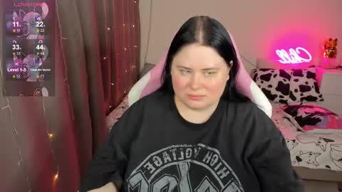 LinaBoo online show from 02-13-26, 06:31