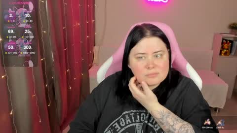 LinaBoo online show from 04-09-26, 06:19