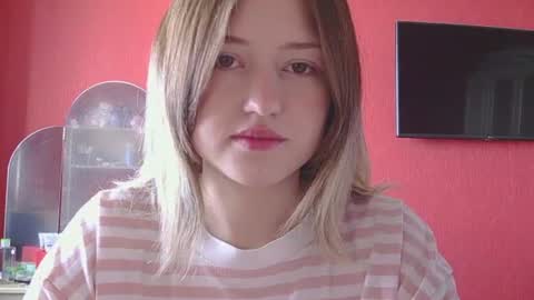 Snapshot of belovedmary chatting on 07-15-26, 09:03 belovedmary online show from 07-15-26, 09:03