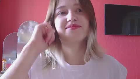 Snapshot of belovedmary chatting on 07-17-26, 06:42 belovedmary online show from 07-17-26, 06:42