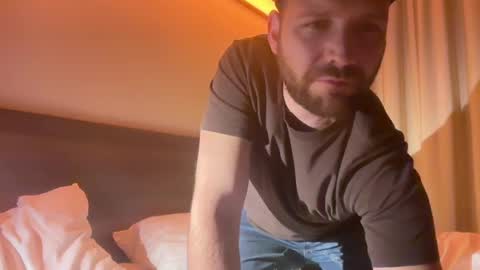 Snapshot of ben_nm chatting on 01-25-25, 03:30 Ben N. online show from 01-25-25, 03:30