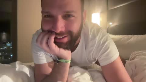 Snapshot of ben_nm chatting on 02-09-25, 01:44 Ben N. online show from 02-09-25, 01:44