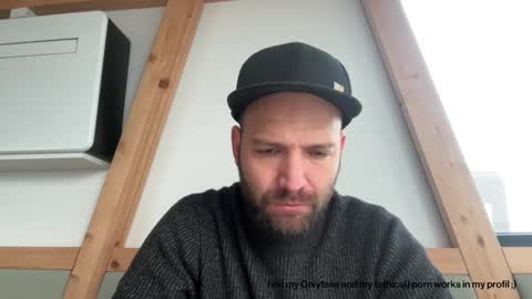 Snapshot of ben_nm chatting on 11-11-25, 10:04 Ben N. online show from 11-11-25, 10:04