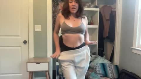 bendlikebecks online show from 12-04-25, 01:31