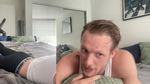 Snapshot of bendoverxo chatting on 11-02-25, 08:22 bendoverxo online show from 11-02-25, 08:22