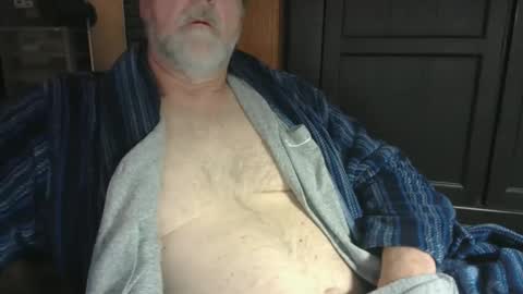 Snapshot of bendrinkin chatting on 01-06-25, 10:13 bendrinkin online show from 01-06-25, 10:13