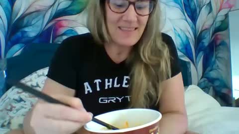 Becky online show from 12-09-24, 04:58