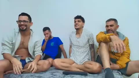 Snapshot of benjamin613999 chatting on 11-26-25, 03:24 benjamin online show from 11-26-25, 03:24