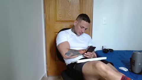 benjamin_isaac online show from 02-24-25, 03:42