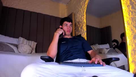 BENJAMIN online show from 12-23-25, 02:09