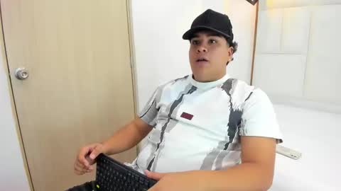 bennett_alejoo online show from 09-17-25, 04:41