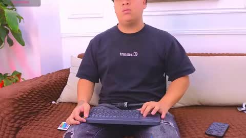 bennett_alejoo online show from 05-27-26, 07:00