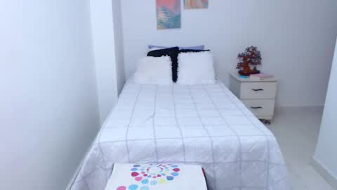 Snapshot of benny_austin chatting on 02-09-25, 08:11 benny online show from 02-09-25, 08:11