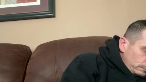 Snapshot of bennymn chatting on 02-11-26, 08:47 benny and innocentvixon online show from 02-11-26, 08:47