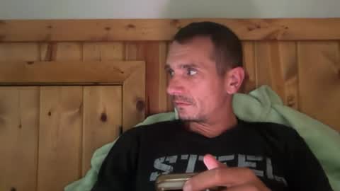 benny and innocentvixon online show from 07-15-26, 04:45