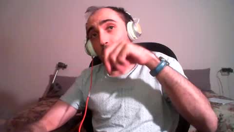 bentish online show from 12-17-24, 04:21