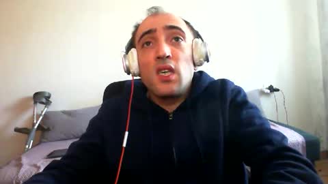 bentish online show from 02-12-26, 07:36