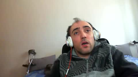 bentish online show from 05-02-26, 07:35
