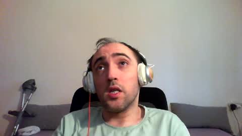 bentish online show from 06-16-26, 06:49